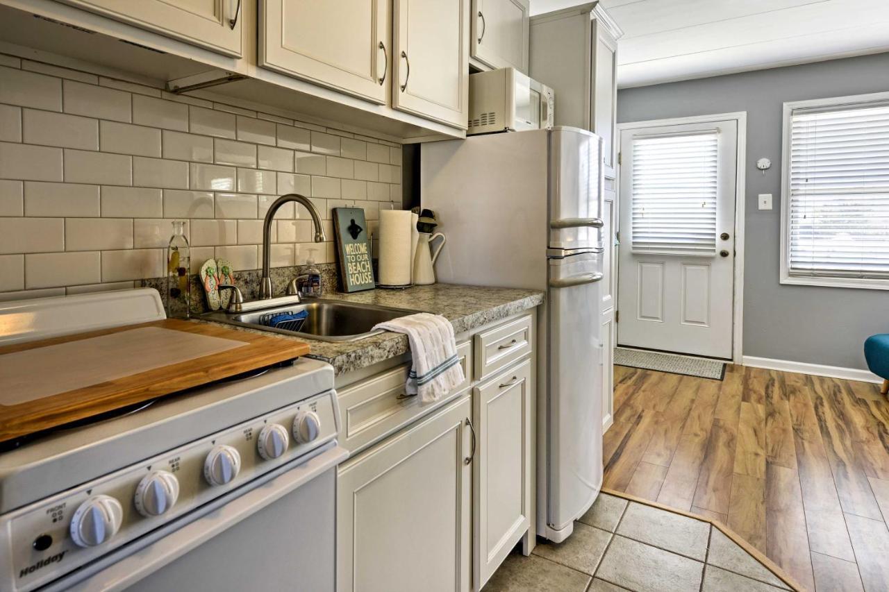 North Wildwood Condo With Pool, Walk To Boardwalk! 외부 사진